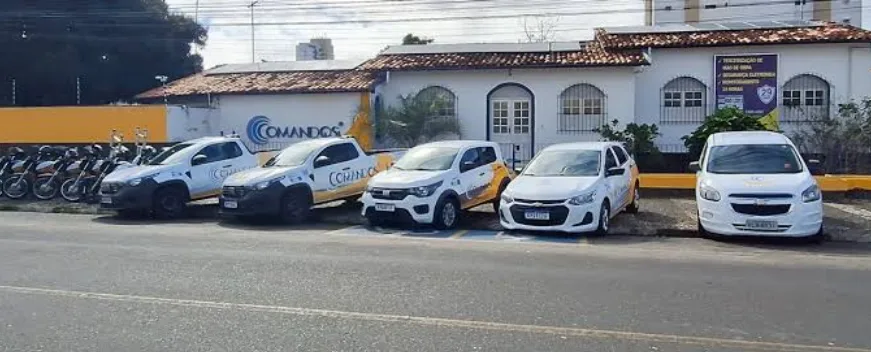 Capa de Comandos